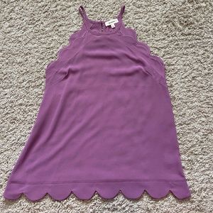 Boutique brand scalloped tank